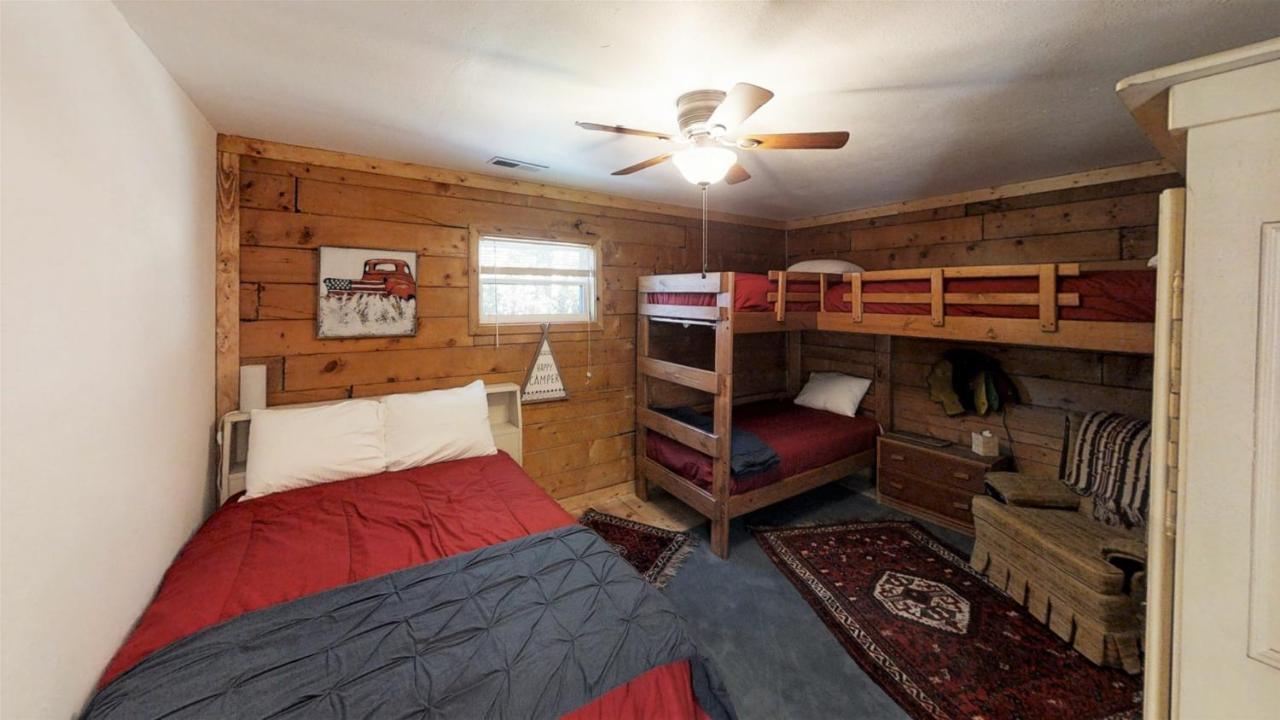 Bearfoot Bungalow レッドリバー エクステリア 写真